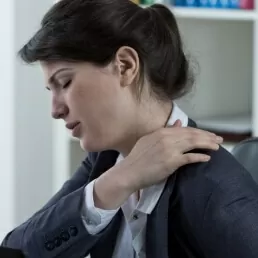 Shoulder pain therapy Wheaton, IL and Naperville, IL
